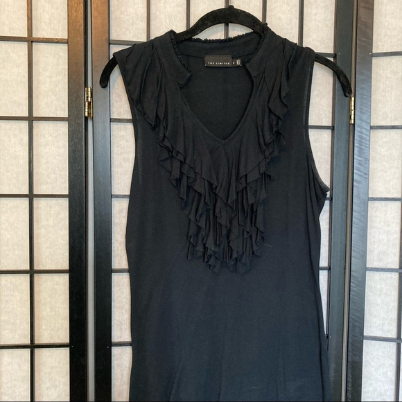 Stylish Sleeveless Tops Bundle – Women’s Ruffle, Floral, Blouses Size Small - Picture 6 of 14